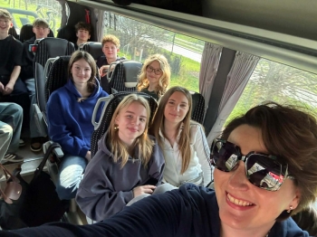 d97ca989-0b91-48b5-91ad-d8a99a2f9b4f