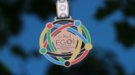 Złoty i serbrny medal w Olimpiadzie Informatycznej Dziewcząt, EGOI 2022