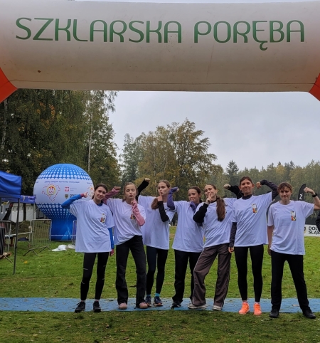 6 miejsce dziewcząt LO XIV w Finale Wojewódzkim w sztafetowych biegach przełajowych