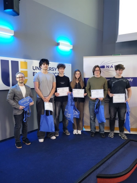 Sukces naszych uczniów w zawodach matematycznych Náboj!